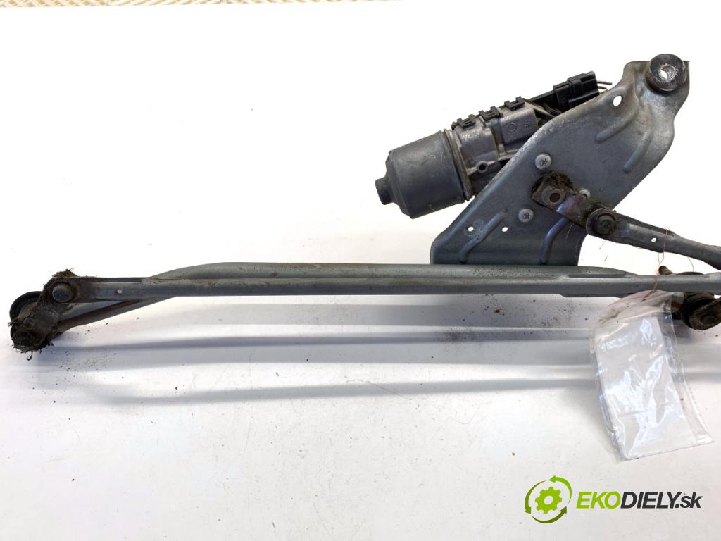 DACIA DUSTER SUV 2011 66 kW 1.5 dCi (HSAJ) 1461 mechanismus stěračů přední část 8200619512 (Motorek stěračů přední)