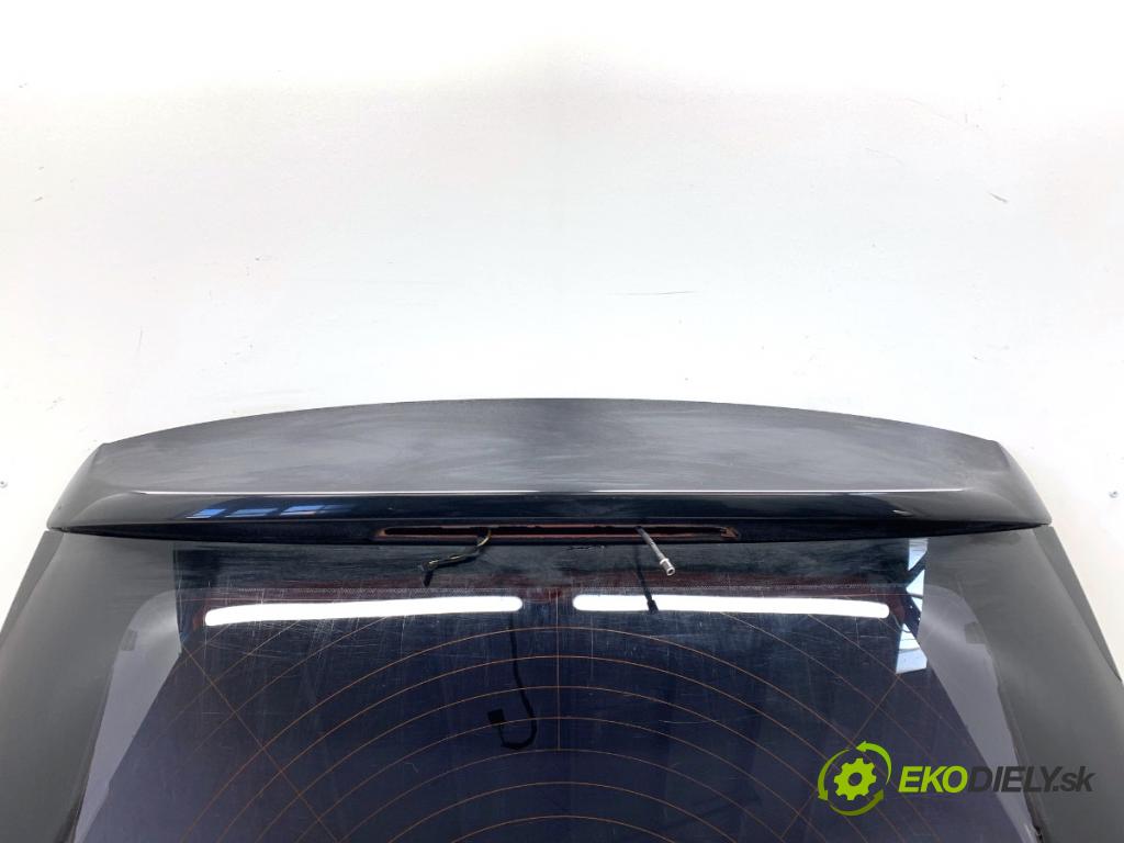 BMW E84 SUV 2013 85 kW sDrive 16 d 1995 kapota zadní část 475