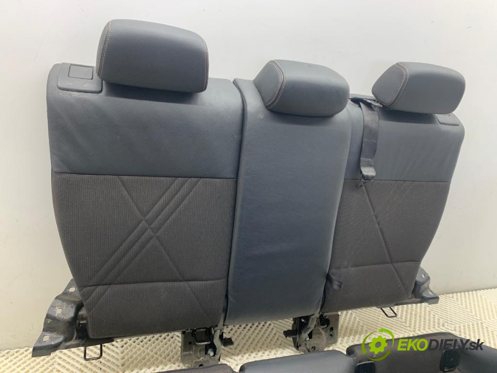 BMW E84 SUV 2013 85 kW sDrive 16 d 1995 sedadlo druhý VLÁDA: