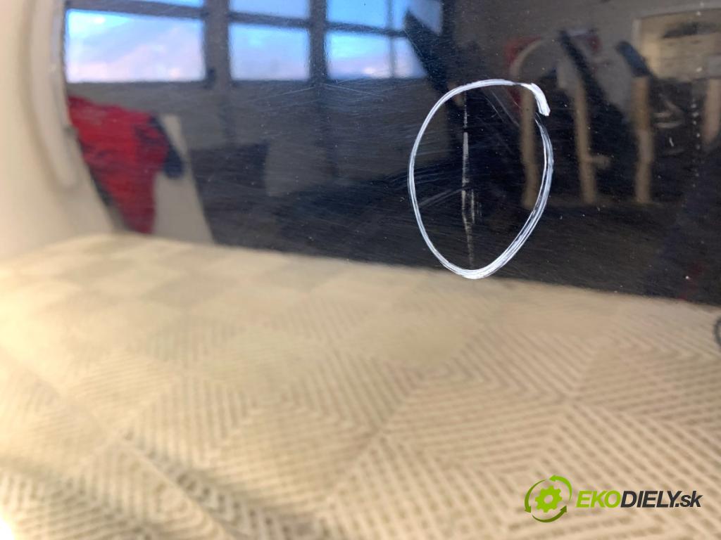 BMW E84 SUV 2013 85 kW sDrive 16 d 1995 Dvere pravy zad 475