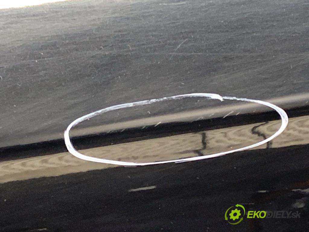 BMW E84 SUV 2013 85 kW sDrive 16 d 1995 Dvere pravy zad 475