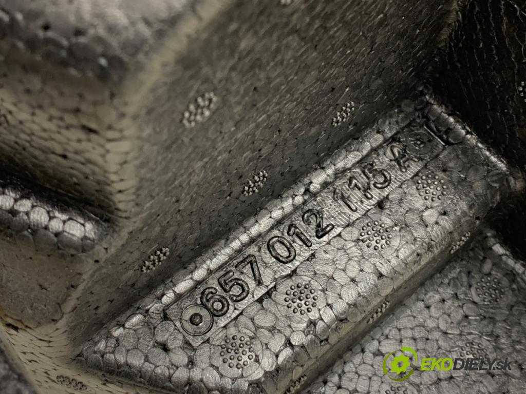 SKODA SCALA liftback 2022 110 kW 1.5 TSI 1495 Súprava náradia 657012115A