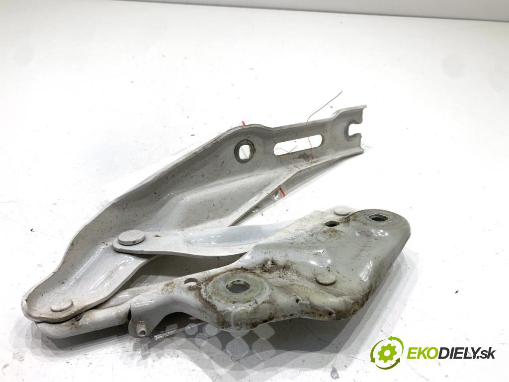 SKODA SCALA liftback 2022 110 kW 1.5 TSI 1495 závěs kapoty levý přední část 654823301