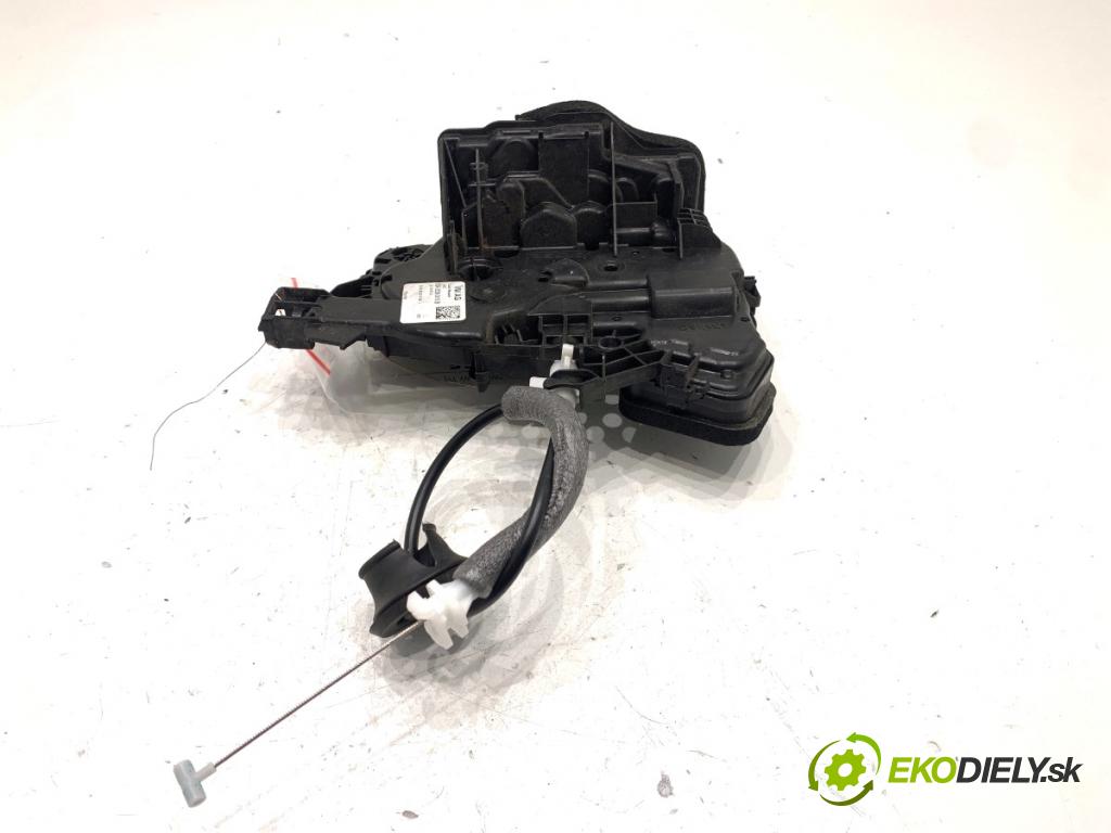 SKODA SCALA liftback 2022 110 kW 1.5 TSI 1495 zámok dveře pravý zadní část 10A839016B