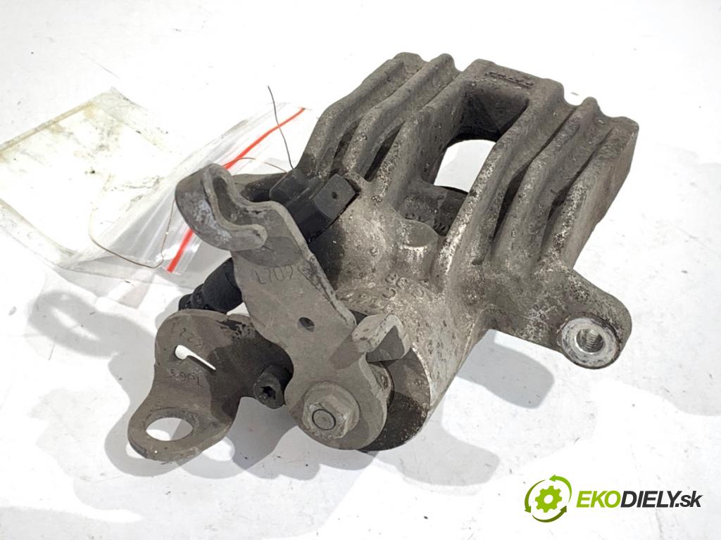 SKODA SCALA liftback 2022 110 kW 1.5 TSI 1495 Brzdič strmeň pravy zad