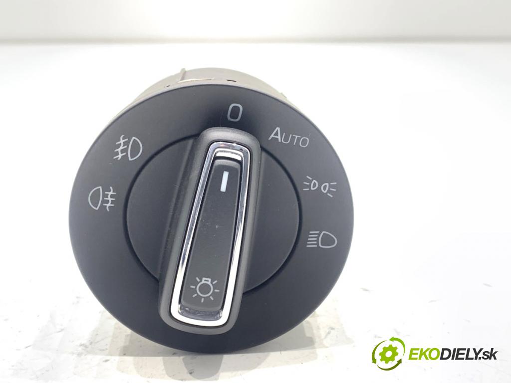 SKODA SCALA liftback 2022 110 kW 1.5 TSI 1495 spínač světel 3V0941431