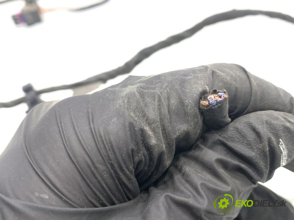 SKODA SCALA liftback 2022 110 kW 1.5 TSI 1495 Káblovačka PDC zad