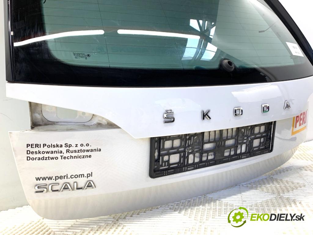 SKODA SCALA liftback 2022 110 kW 1.5 TSI 1495 kapota zad