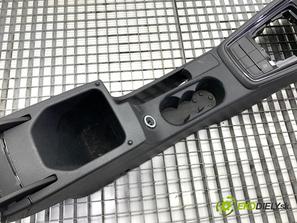 SKODA SCALA liftback 2022 110 kW 1.5 TSI 1495 Tunel stredový opierka