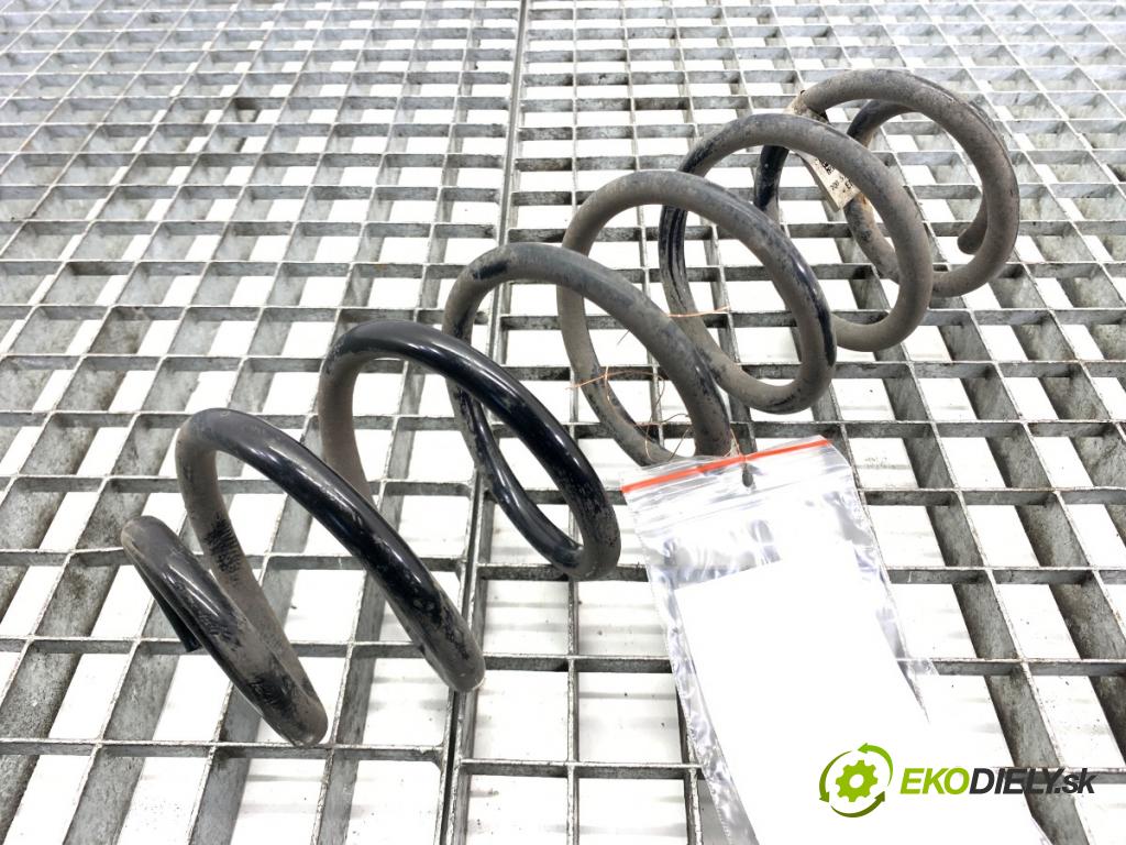 SKODA SCALA liftback 2022 110 kW 1.5 TSI 1495 Pružina zad 2Q0511121 (Kľučka dverí ostatné)