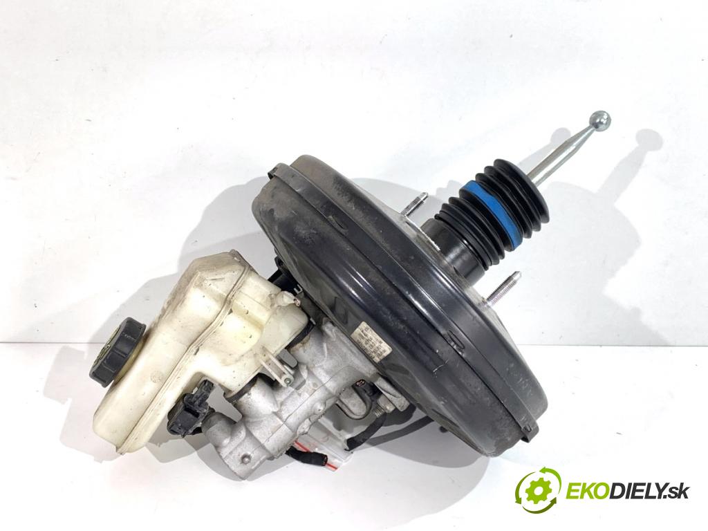 SKODA SCALA liftback 2022 110 kW 1.5 TSI 1495 Posilovač bŕzd 2Q1614105R