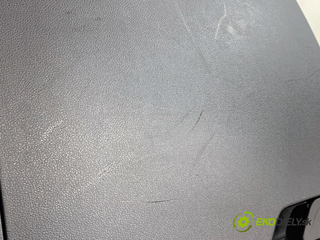 SKODA SCALA liftback 2022 110 kW 1.5 TSI 1495 Priehradka, kastlík spolujazdca 655857097A (Priehradka (kastlík))