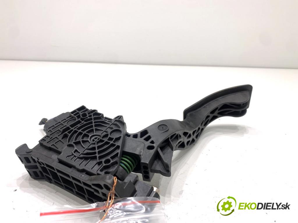 SKODA SCALA liftback 2022 110 kW 1.5 TSI 1495 potenciometr plynového pedálu 2Q1723503 (Potenciometr plynového pedálu)