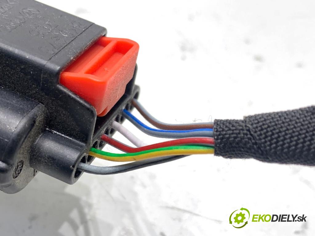 SKODA SCALA liftback 2022 110 kW 1.5 TSI 1495 potenciometr plynového pedálu 2Q1723503 (Potenciometr plynového pedálu)