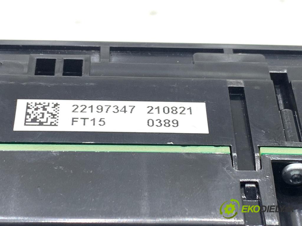 SKODA SCALA liftback 2022 110 kW 1.5 TSI 1495 Panel ovládania kúrenia 654907044G (Prepínacie páčky pod volantom)