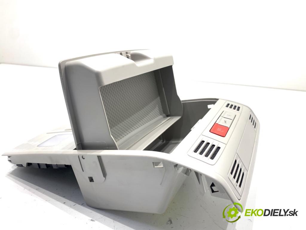 SKODA SCALA liftback 2022 110 kW 1.5 TSI 1495 světlo stropní 657868837A