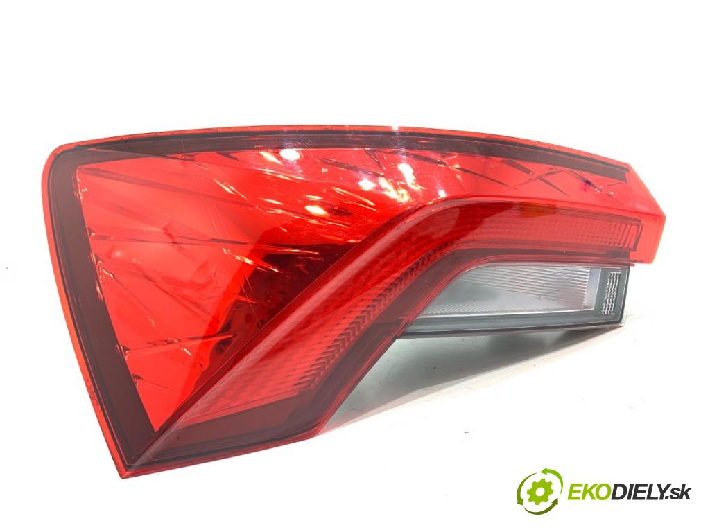 SKODA SCALA liftback 2022 110 kW 1.5 TSI 1495 světlo levý zadní část 657945095