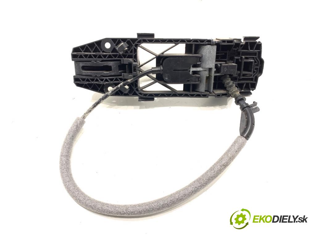 SKODA SCALA liftback 2022 110 kW 1.5 TSI 1495 Kľučka vonkajšia pravy predný