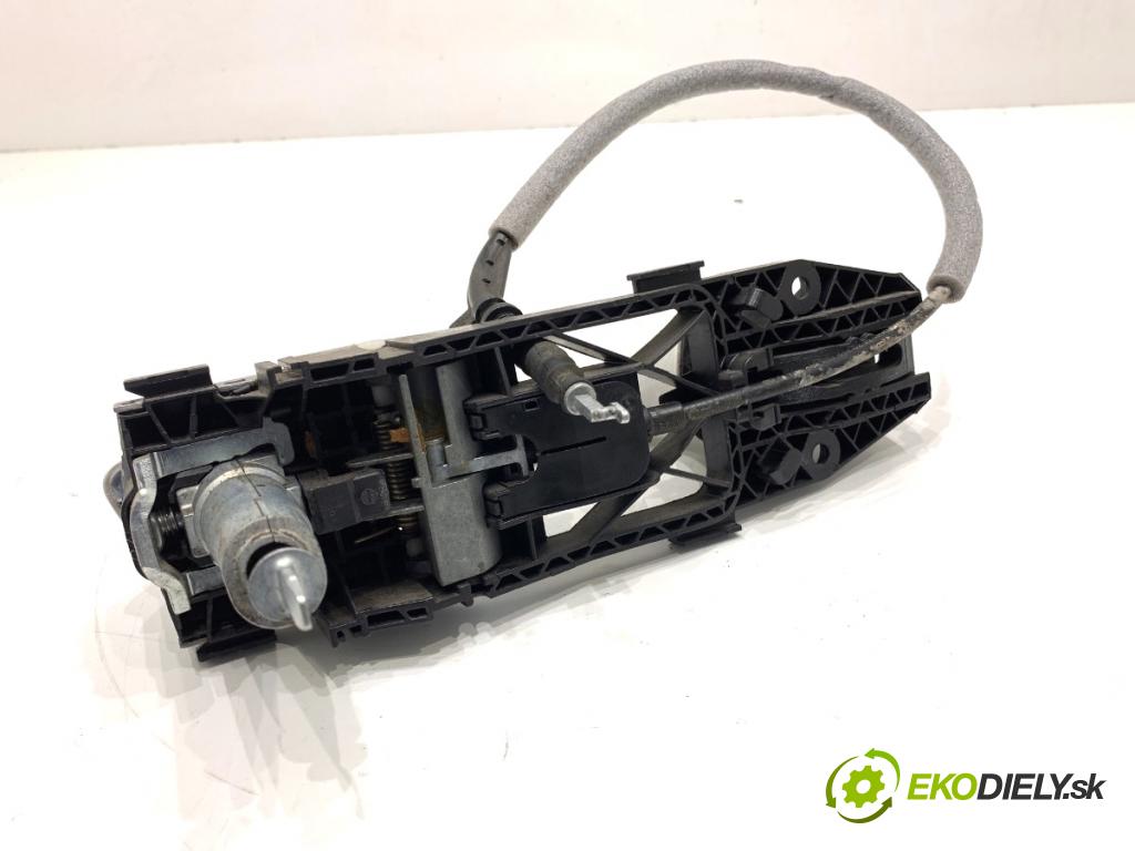 SKODA SCALA liftback 2022 110 kW 1.5 TSI 1495 Kľučka vonkajšia ľavy predný