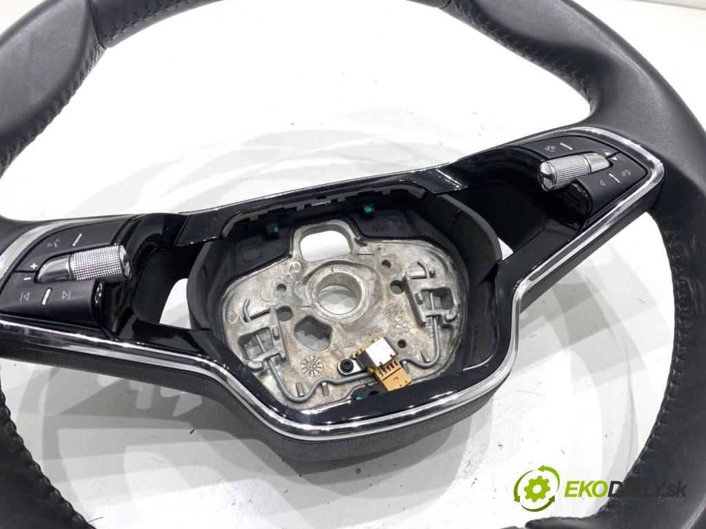 SKODA SCALA liftback 2022 110 kW 1.5 TSI 1495 Volant 5E3419093A (Volant)