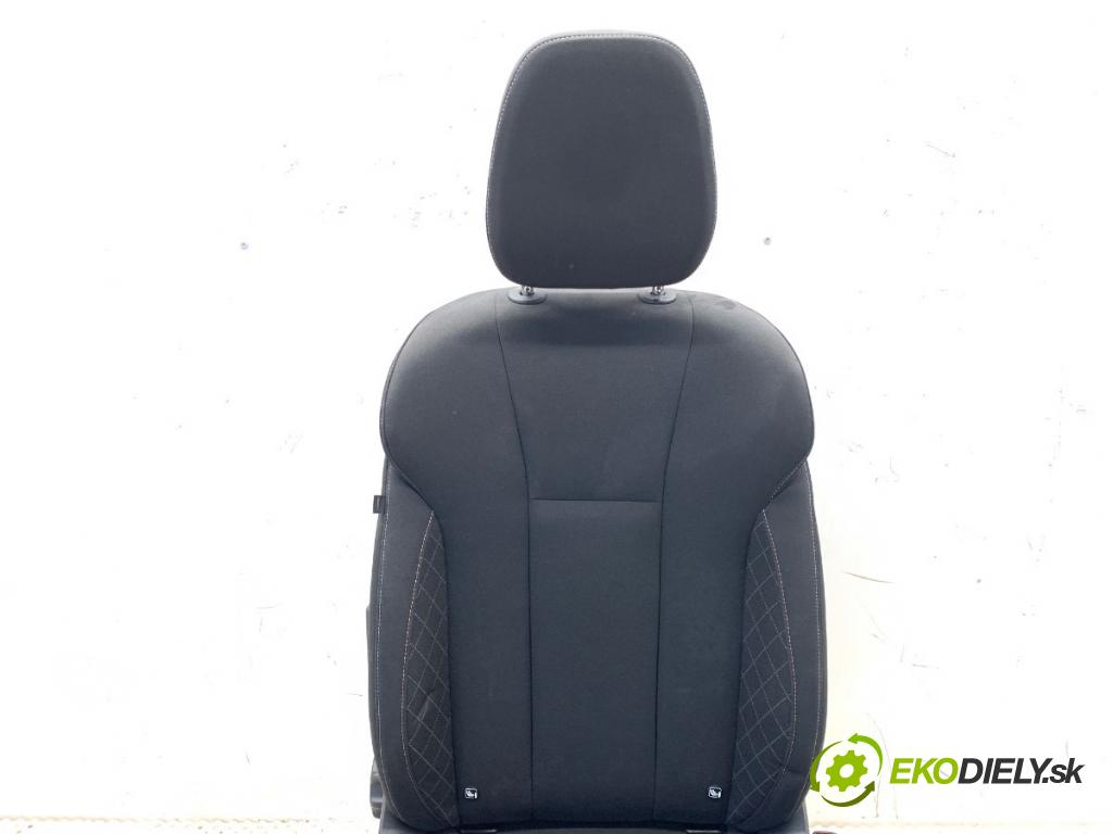 SKODA SCALA liftback 2022 110 kW 1.5 TSI 1495 Sedadlo pravy predný