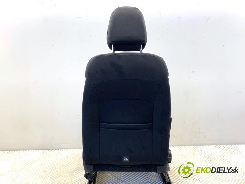 SKODA SCALA liftback 2022 110 kW 1.5 TSI 1495 Sedadlo pravy predný