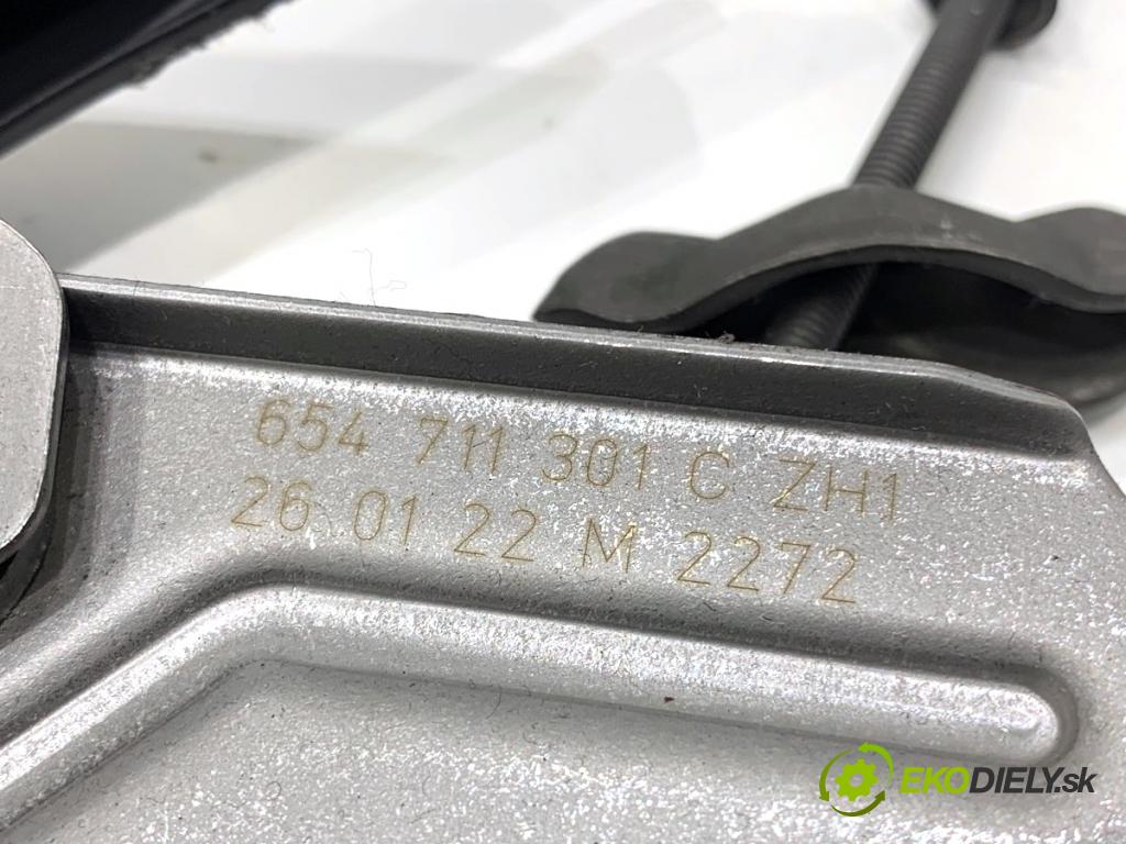 SKODA SCALA liftback 2022 110 kW 1.5 TSI 1495 Kulisa brzdy ručnej brzdy 654711301C