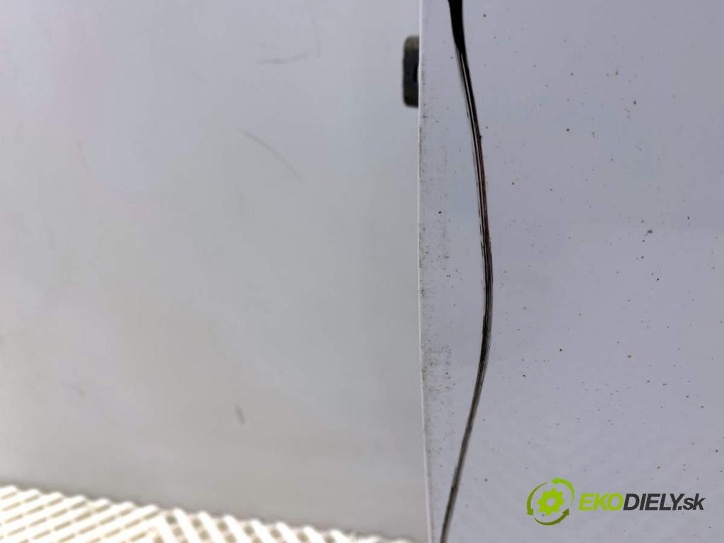 SKODA SCALA liftback 2022 110 kW 1.5 TSI 1495 Dvere ľavy predný 