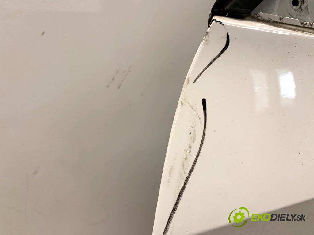 SKODA SCALA liftback 2022 110 kW 1.5 TSI 1495 Dvere ľavy predný