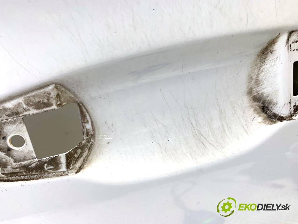 SKODA SCALA liftback 2022 110 kW 1.5 TSI 1495 Dvere ľavy predný