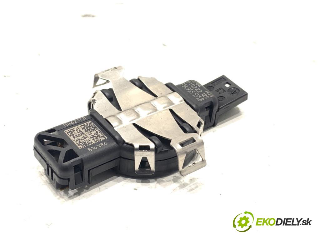 SKODA SCALA liftback 2022 110 kW 1.5 TSI 1495 Snímač dažďa 81A955555B (Snímač dažďa)