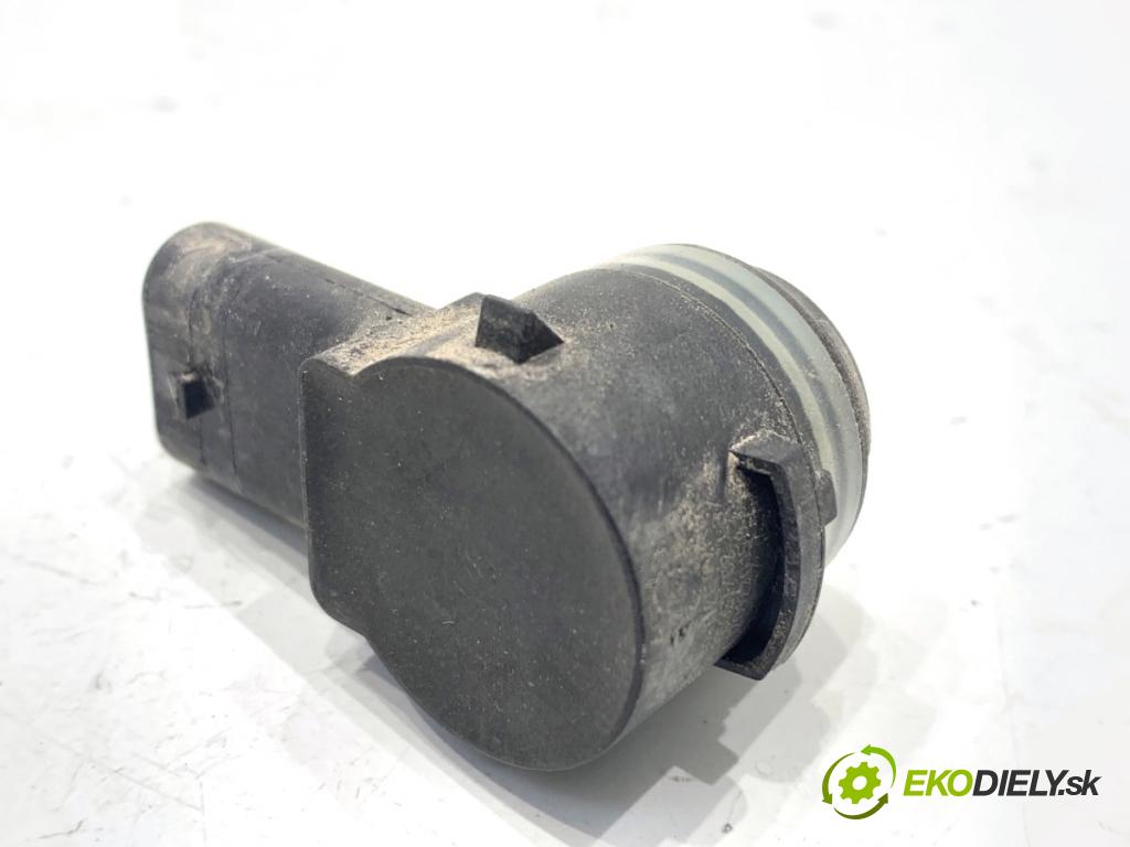 SKODA SCALA liftback 2022 110 kW 1.5 TSI 1495 snímač PDC 5Q0919275B