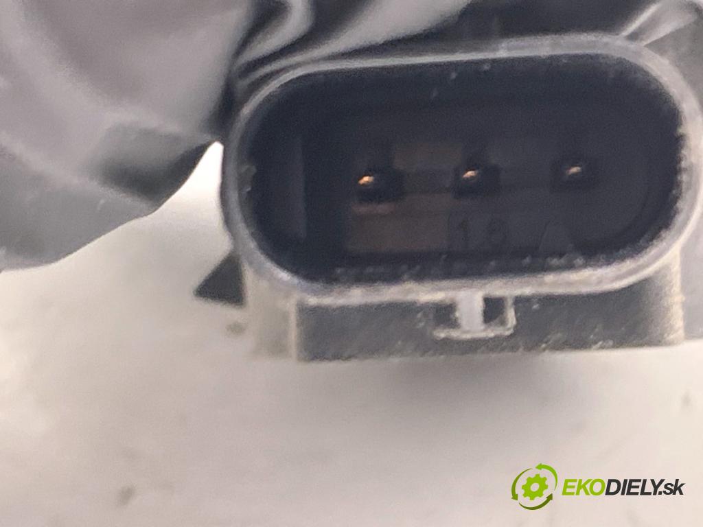 SKODA SCALA liftback 2022 110 kW 1.5 TSI 1495 snímač PDC 5Q0919275B