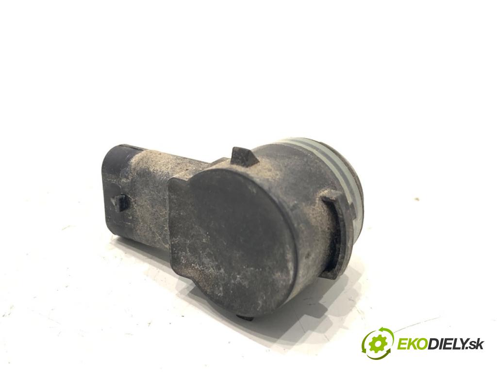 SKODA SCALA liftback 2022 110 kW 1.5 TSI 1495 snímač PDC 5Q0919275B