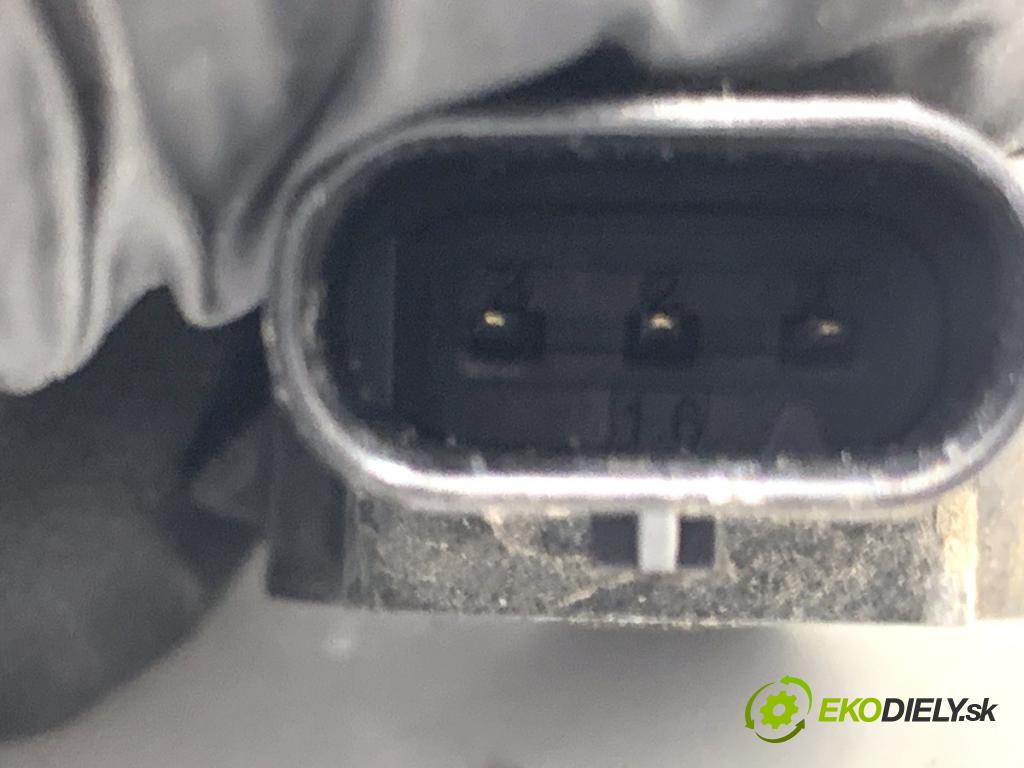 SKODA SCALA liftback 2022 110 kW 1.5 TSI 1495 snímač PDC 5Q0919275B