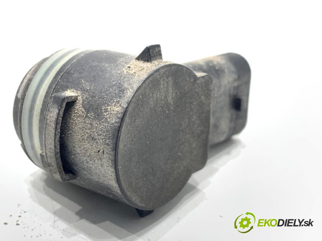 SKODA SCALA liftback 2022 110 kW 1.5 TSI 1495 snímač PDC 5Q0919275B