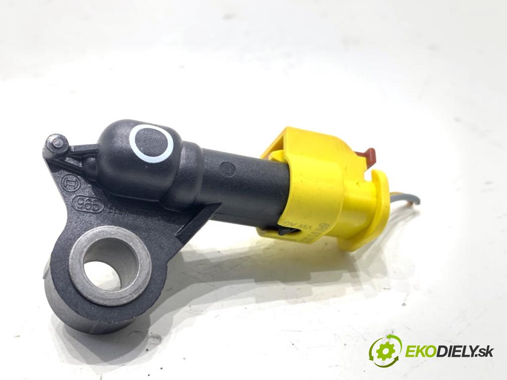 SKODA SCALA liftback 2022 110 kW 1.5 TSI 1495 Snímač nárazu 4M0959643 (Snímač nárazu)