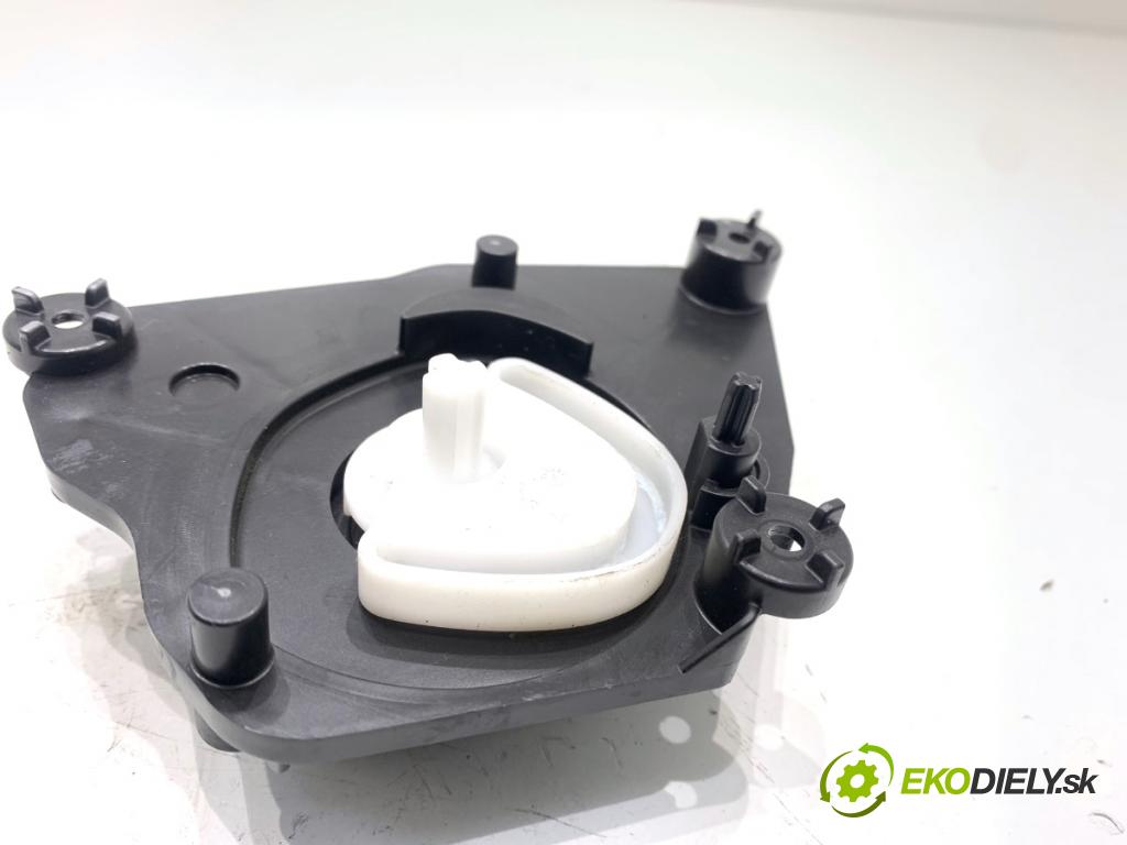 SKODA SCALA liftback 2022 110 kW 1.5 TSI 1495 motor topení 2Q0907511F