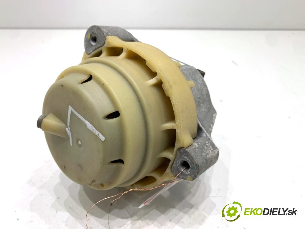 BMW G31 Kombi 2020 140 kW 520 d 1995 AirBag Motor ľavy 6883513