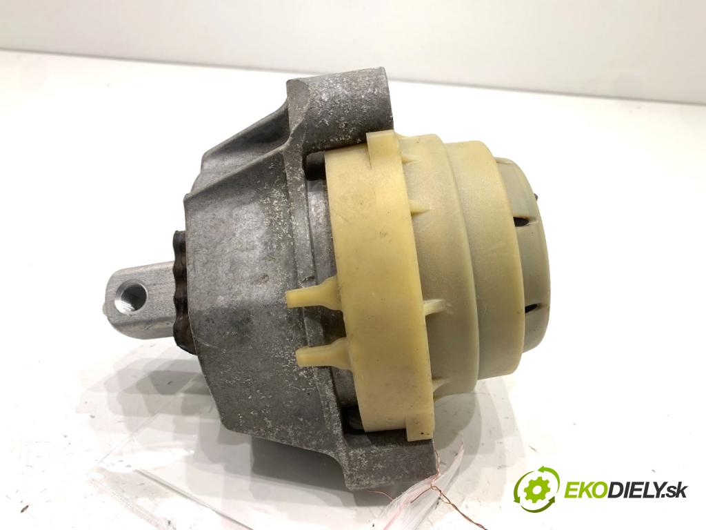 BMW G31 Kombi 2020 140 kW 520 d 1995 AirBag Motor ľavy 6883513