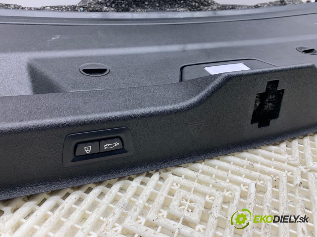 BMW G31 Kombi 2020 140 kW 520 d 1995 tapacír dveří kufra