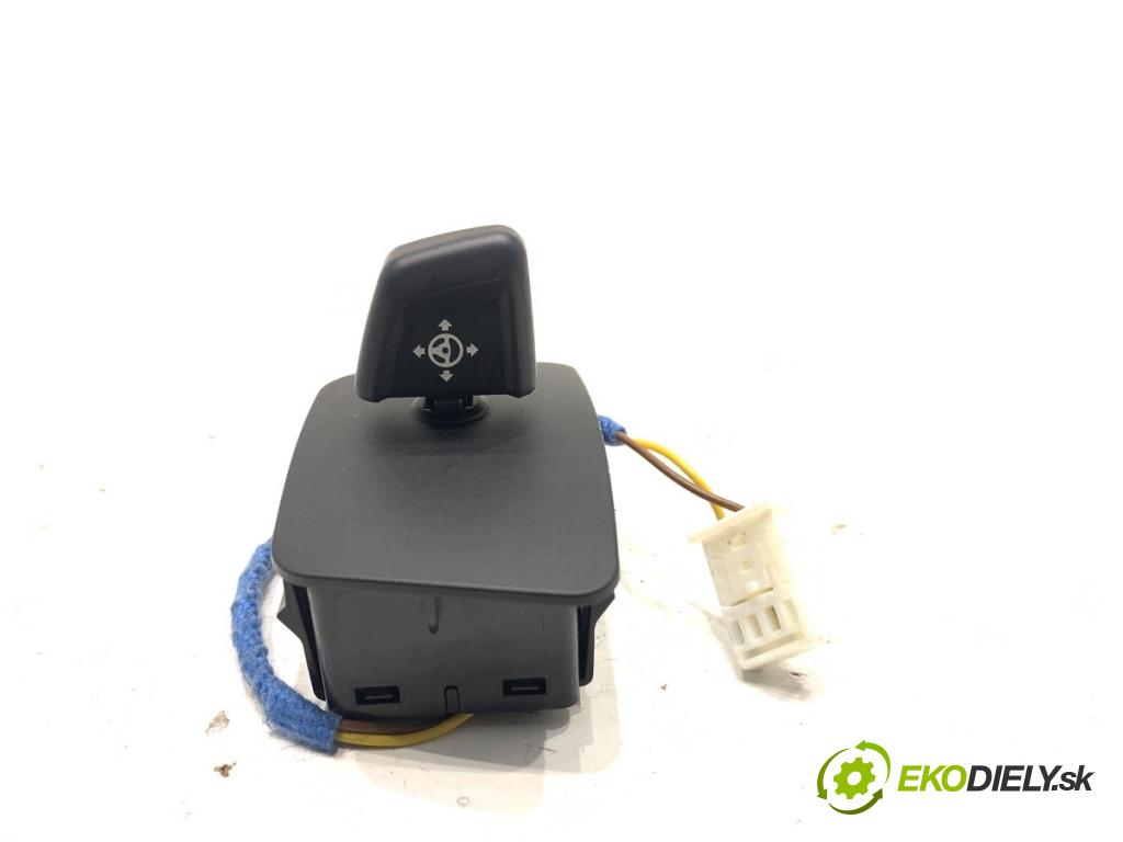 BMW G31 Kombi 2020 140 kW 520 d 1995 přepínač nastavení volantu 9496254 (Páčky pod volantem)