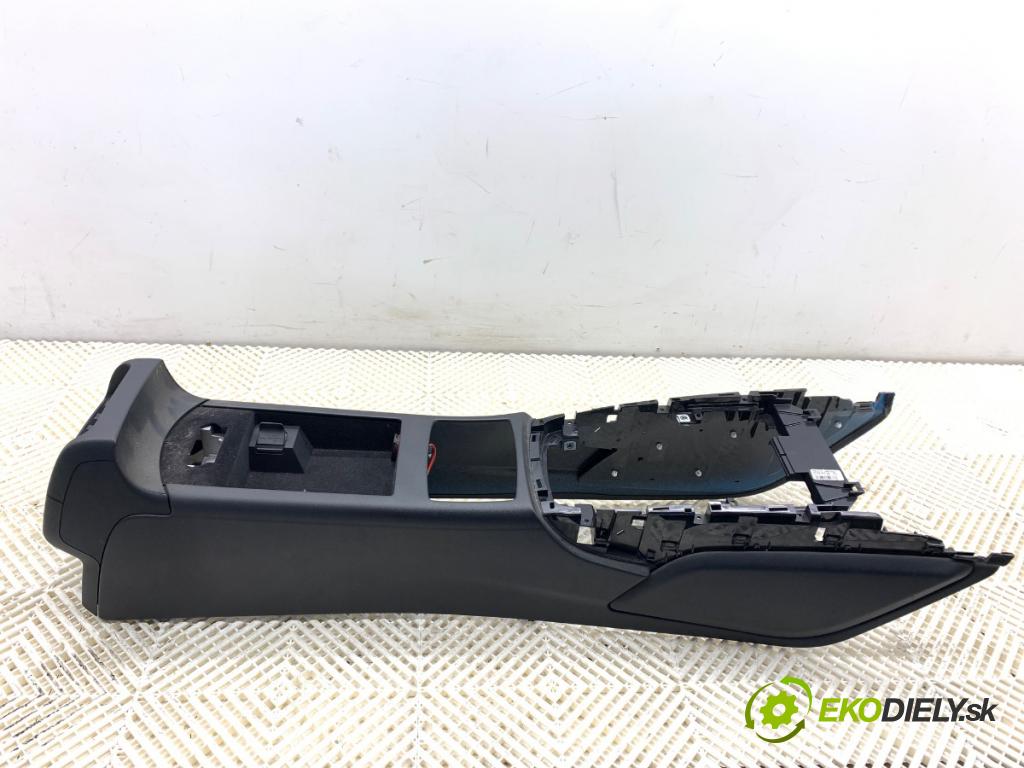 AUDI A6 C7 Kombi 2016 200 kW 3.0 TDI quattro 2967 Tunel středový  (Středový tunel)