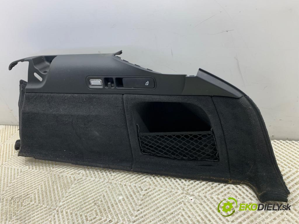 AUDI A6 C7 Kombi 2016 200 kW 3.0 TDI quattro 2967 čalúnenie kufra pravy 4G9863880