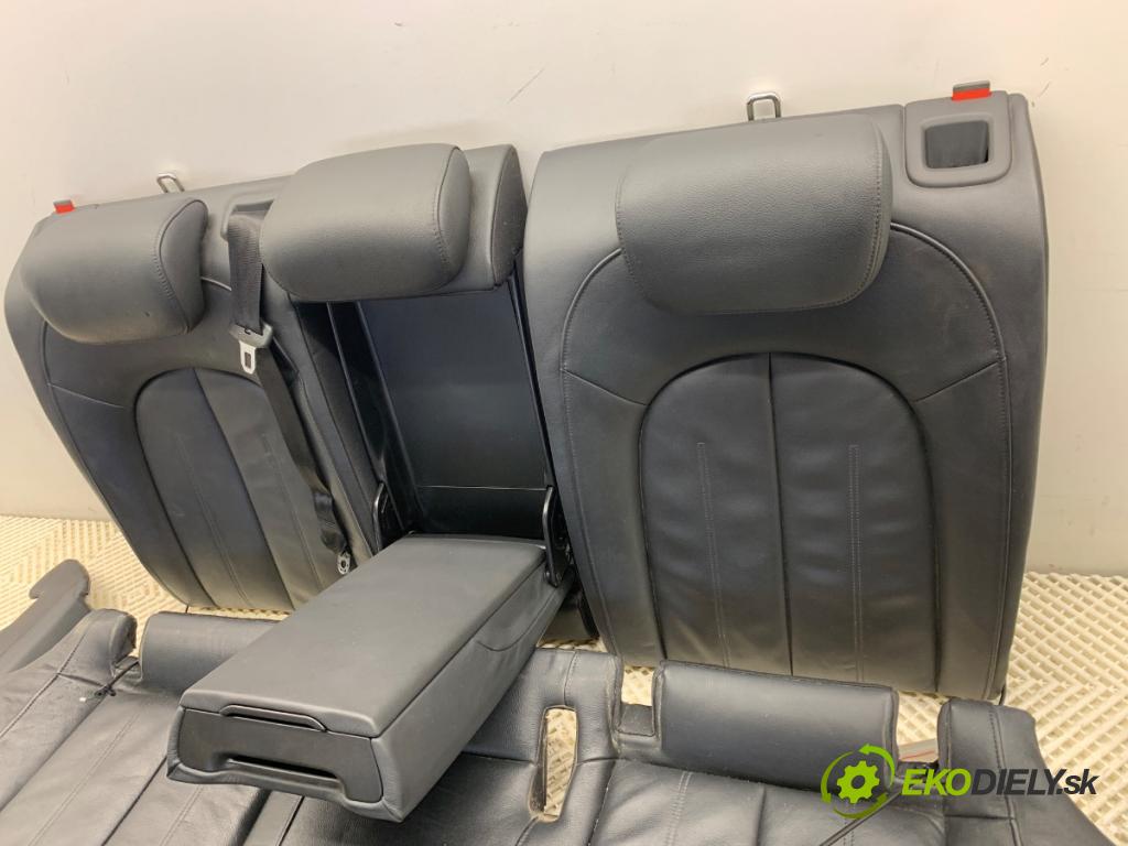 AUDI A6 C7 Kombi 2016 200 kW 3.0 TDI quattro 2967 Sedadlo druhý rad