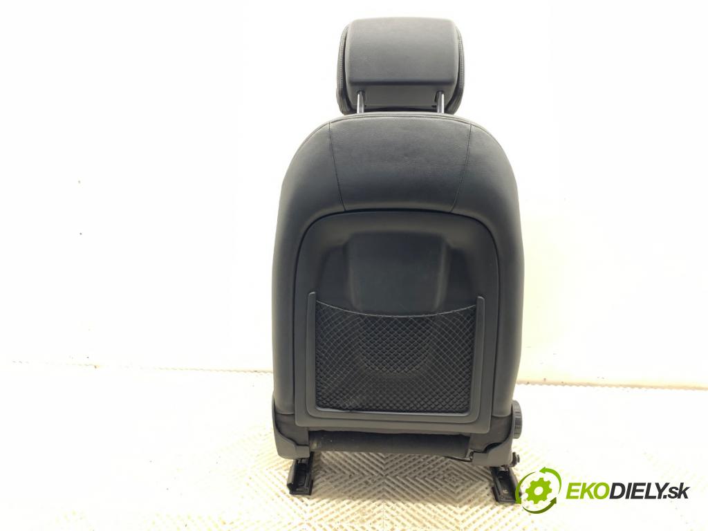 AUDI A6 C7 Kombi 2016 200 kW 3.0 TDI quattro 2967 sedadlo pravý přední část