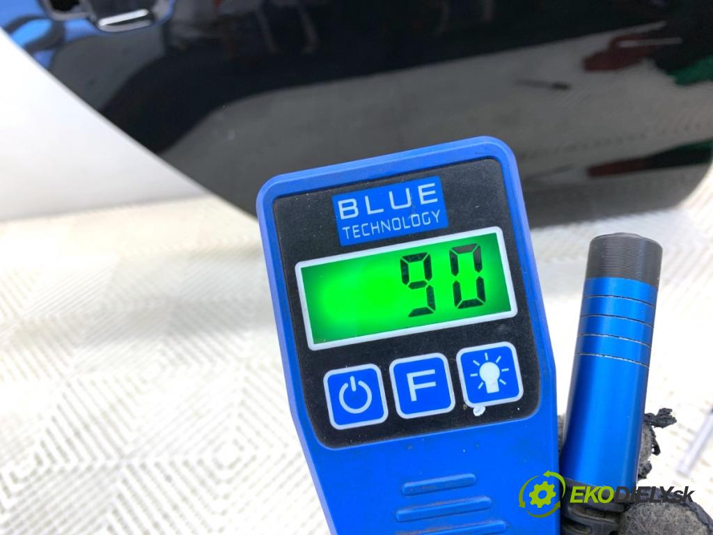 AUDI A6 C7 Kombi 2016 200 kW 3.0 TDI quattro 2967 dveře pravý zadní část LY9T LY9T