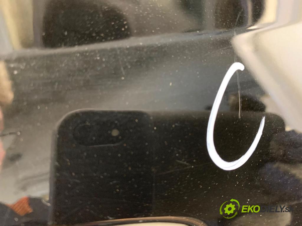 AUDI A6 C7 Kombi 2016 200 kW 3.0 TDI quattro 2967 dveře levý zadní část LY9T LY9T