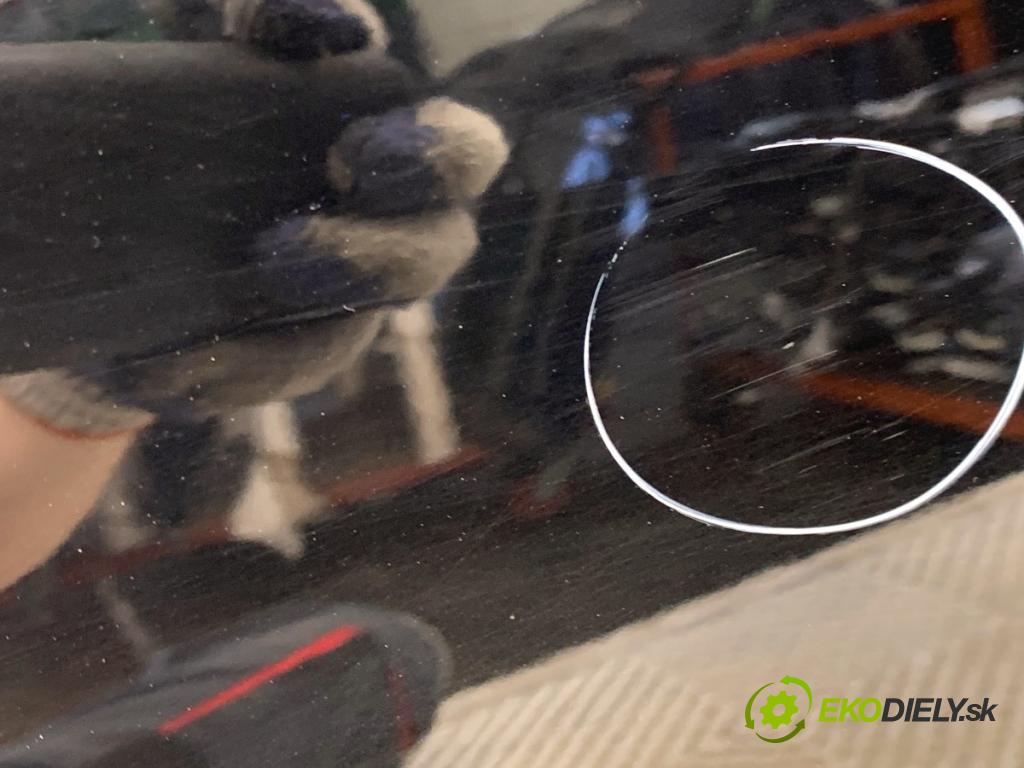 AUDI A6 C7 Kombi 2016 200 kW 3.0 TDI quattro 2967 dveře levý zadní část LY9T LY9T