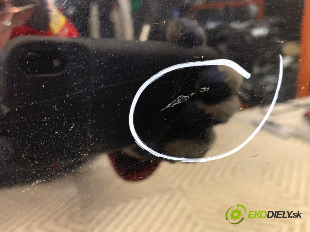 AUDI A6 C7 Kombi 2016 200 kW 3.0 TDI quattro 2967 dveře levý přední část LY9T LY9T